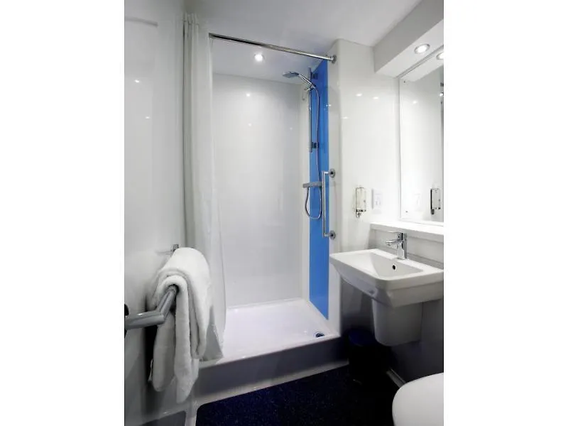 Travelodge Cardiff Central
